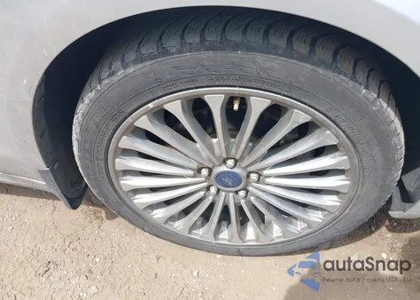 2013 Ford Fusion Hybrid Titanium from USA, damaged, VIN 3FA6P0RU7DR281902